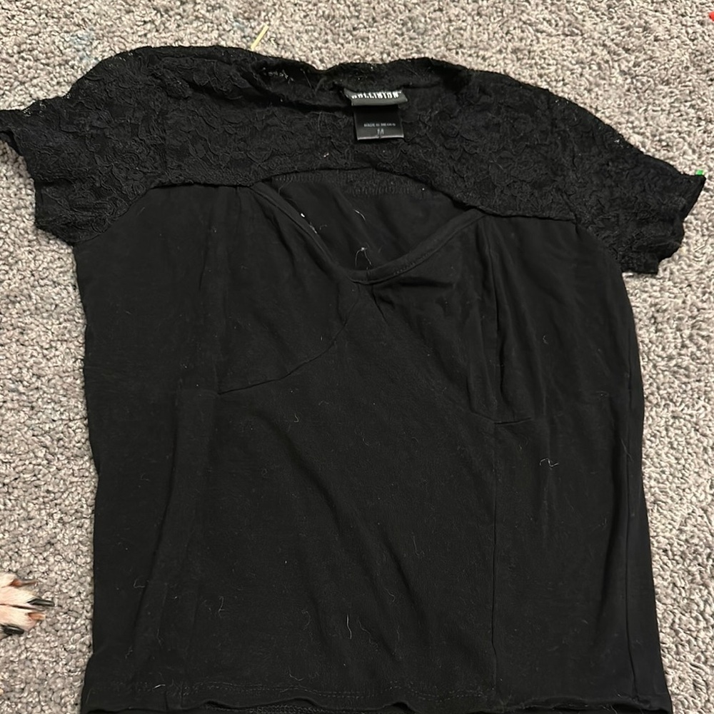 Social collision from hot topic women’s Black Lace Top size medium